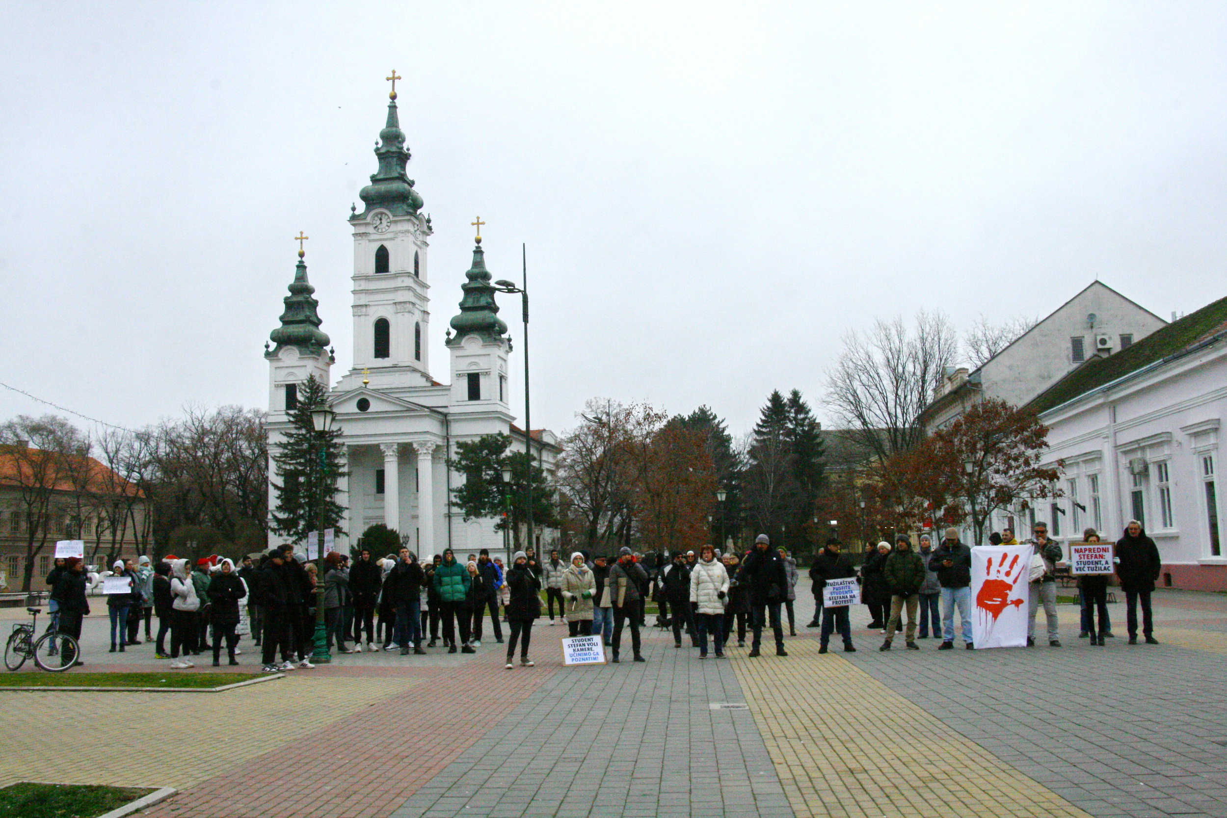 Ključ u bravu zbog protesta