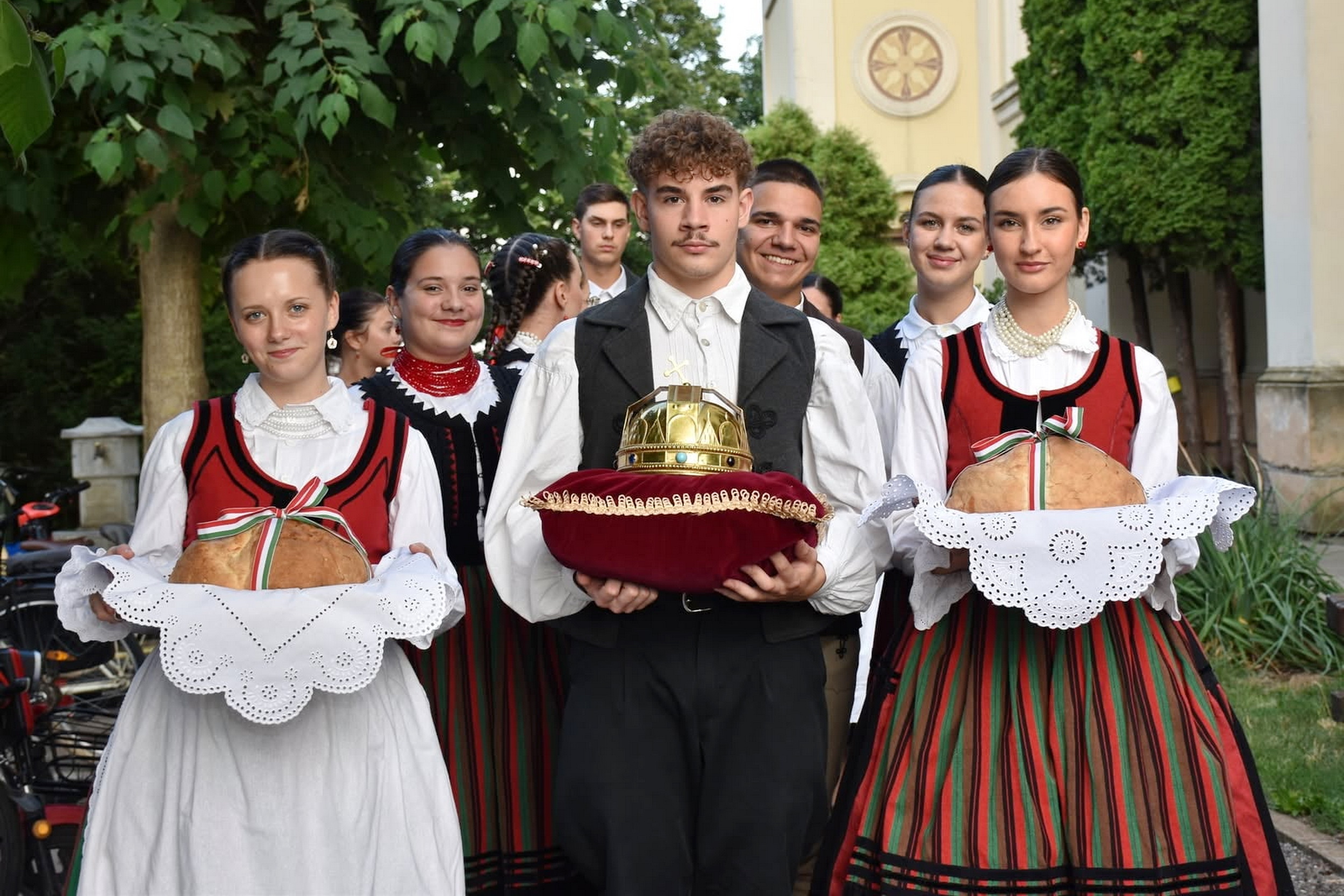 Koncertek, ünnepi műsor, gyermekprogramok és főzőverseny
